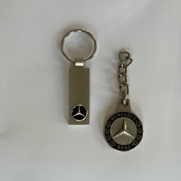MERCEDES BENZ KEY CHAINS - Picture 1 of 5